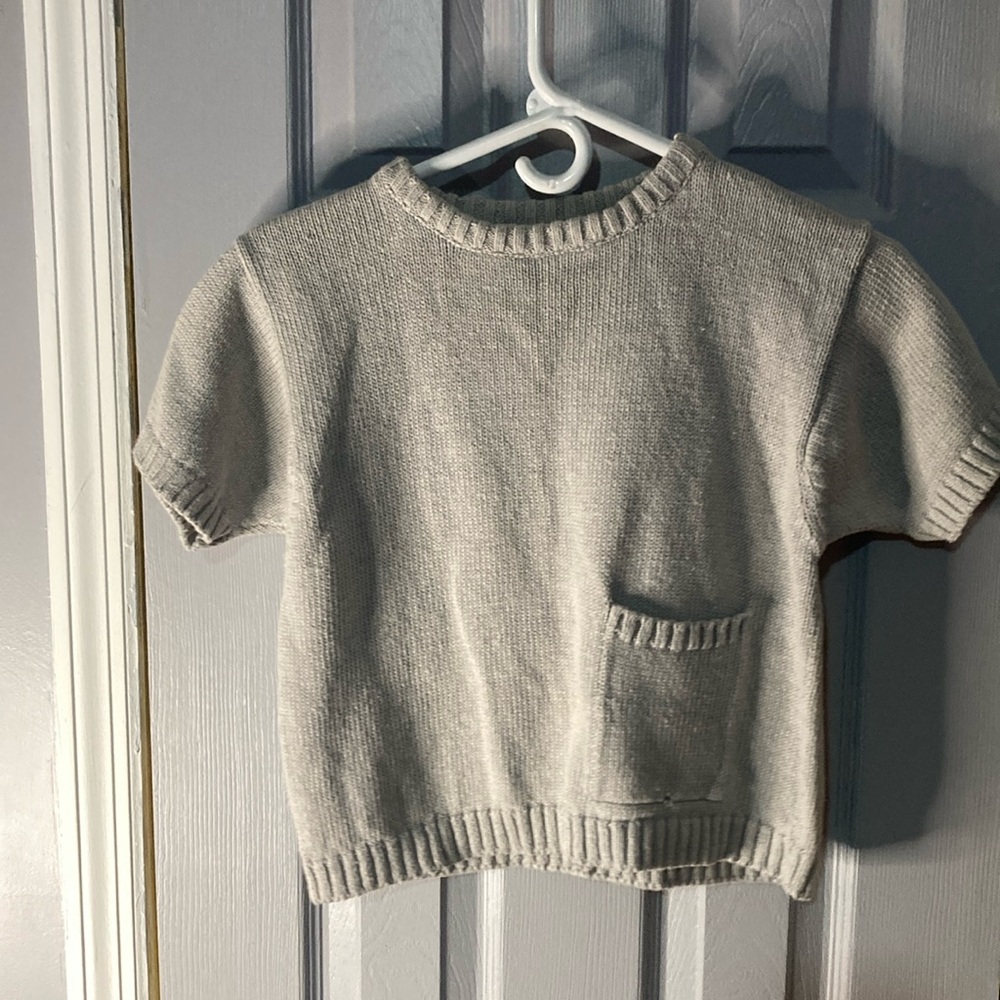 Slightly used women short sleeve